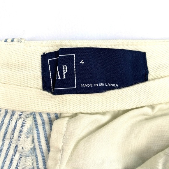 GAP Railroad Stripe City Short Mid-Rise Chinos Blue & White Size 4 (EUC) - Picture 12 of 13